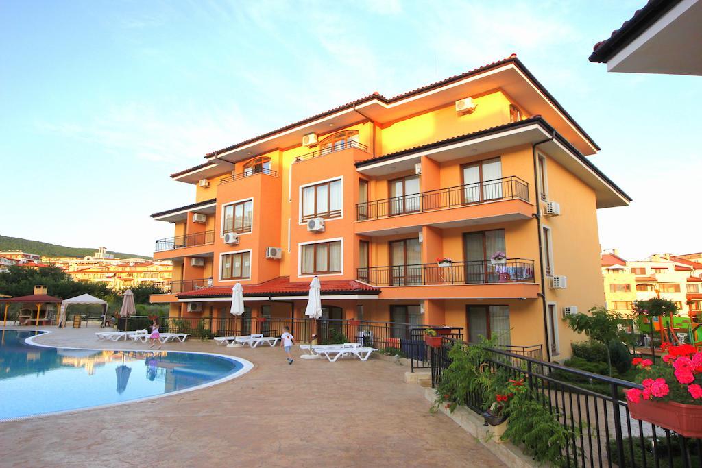 Menada Sky Dreams Apartments Sveti Vlas Exterior foto